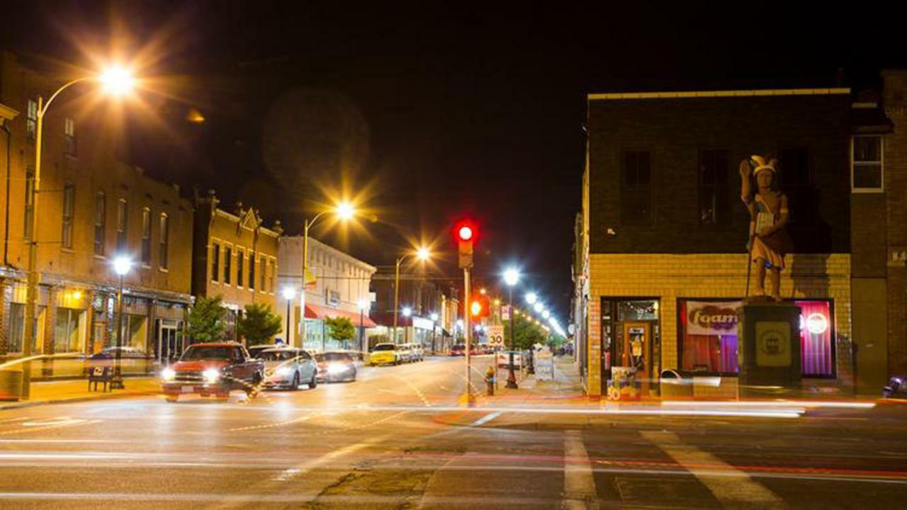 Luxury Apt W/ Spectrum Mood Lighting - Historic Cherokee Street Antique Row مرتفعات ميريلاند المظهر الخارجي الصورة